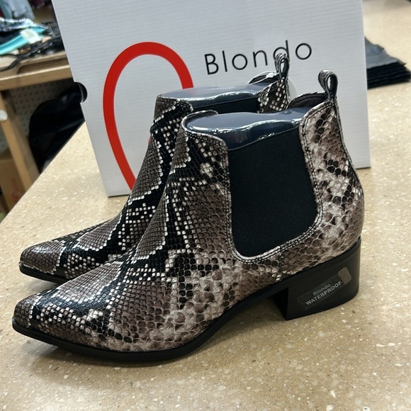 Blondo Ankle Boots NWT Waterproof Snake Print Pattern Leather Emelia Booties - Picture 7 of 8